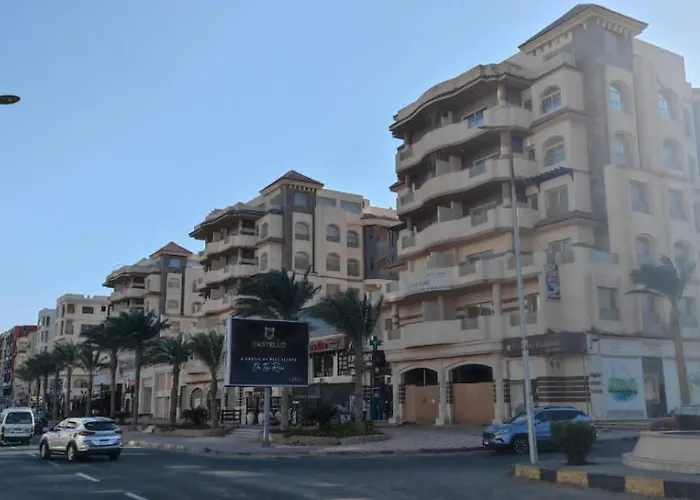 Florenza Khamsin הורגהדה